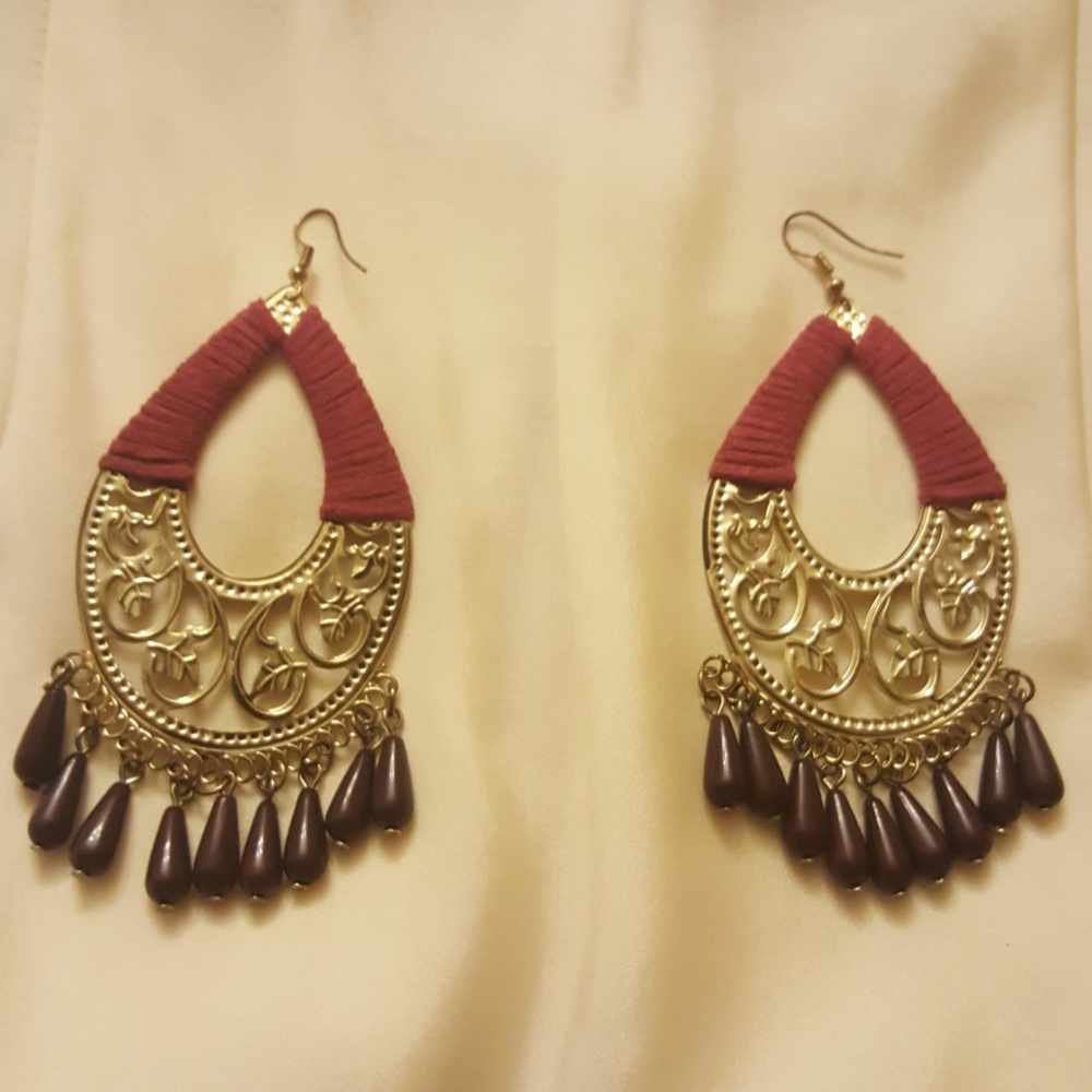 Women's Costume Jewelry